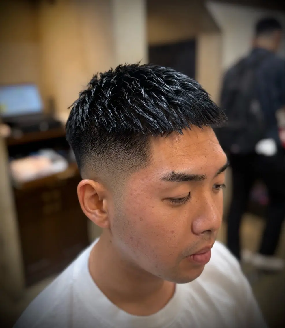 ショート メンズ フェードカット 坂本 虹昂のヘアスタイル