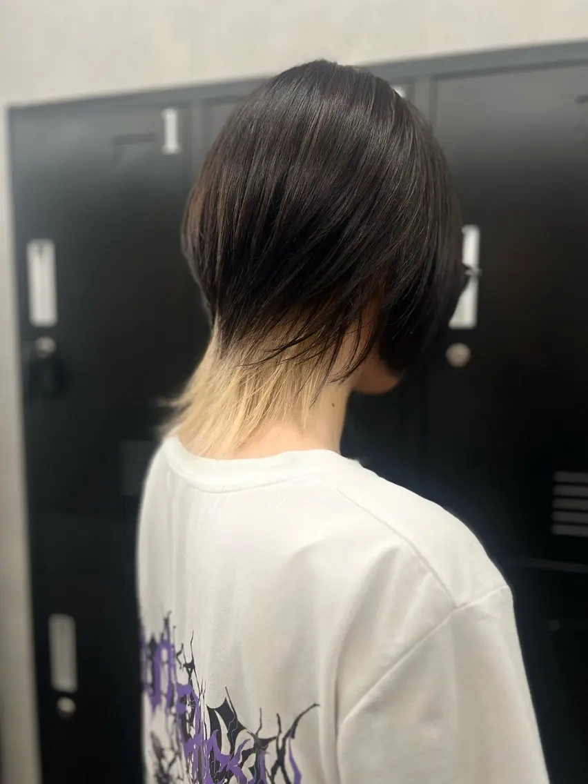ミディアム カラー ベージュカラー ブリーチ 透明感カラー インナーカラー ホワイトベージュ カット ヘアカラー 縮毛矯正 透明感カラー特化🫧 🦋栗原🦋のヘアスタイル