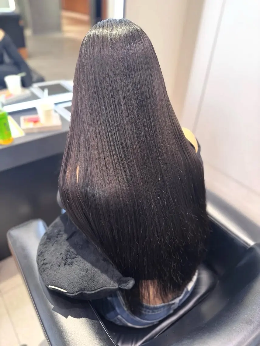 ロング トリートメント KOUYU(ému) 伏見/カラーモデルのヘアスタイル