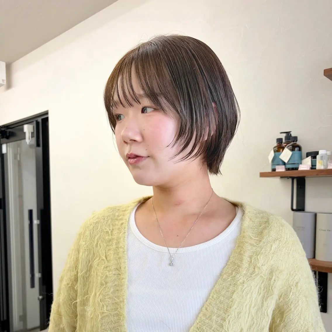 ショート カラー ショートレイヤー ブリーチ ブリーチなしカラー ボブ 髪質改善 カット ヘアカラー トリートメント 初めてのショート お任せください✂️のヘアスタイル