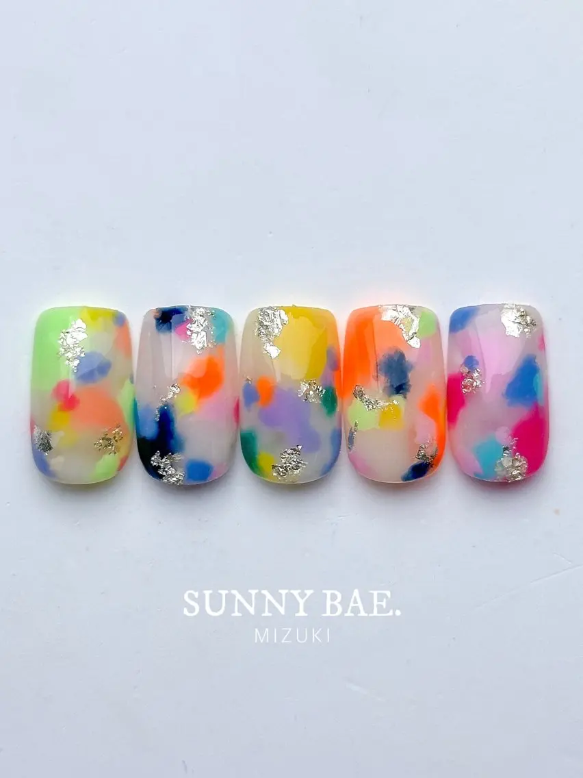 ネイル ニュアンスネイル 夏ネイル 🕊 MIZUKIのネイルデザイン
