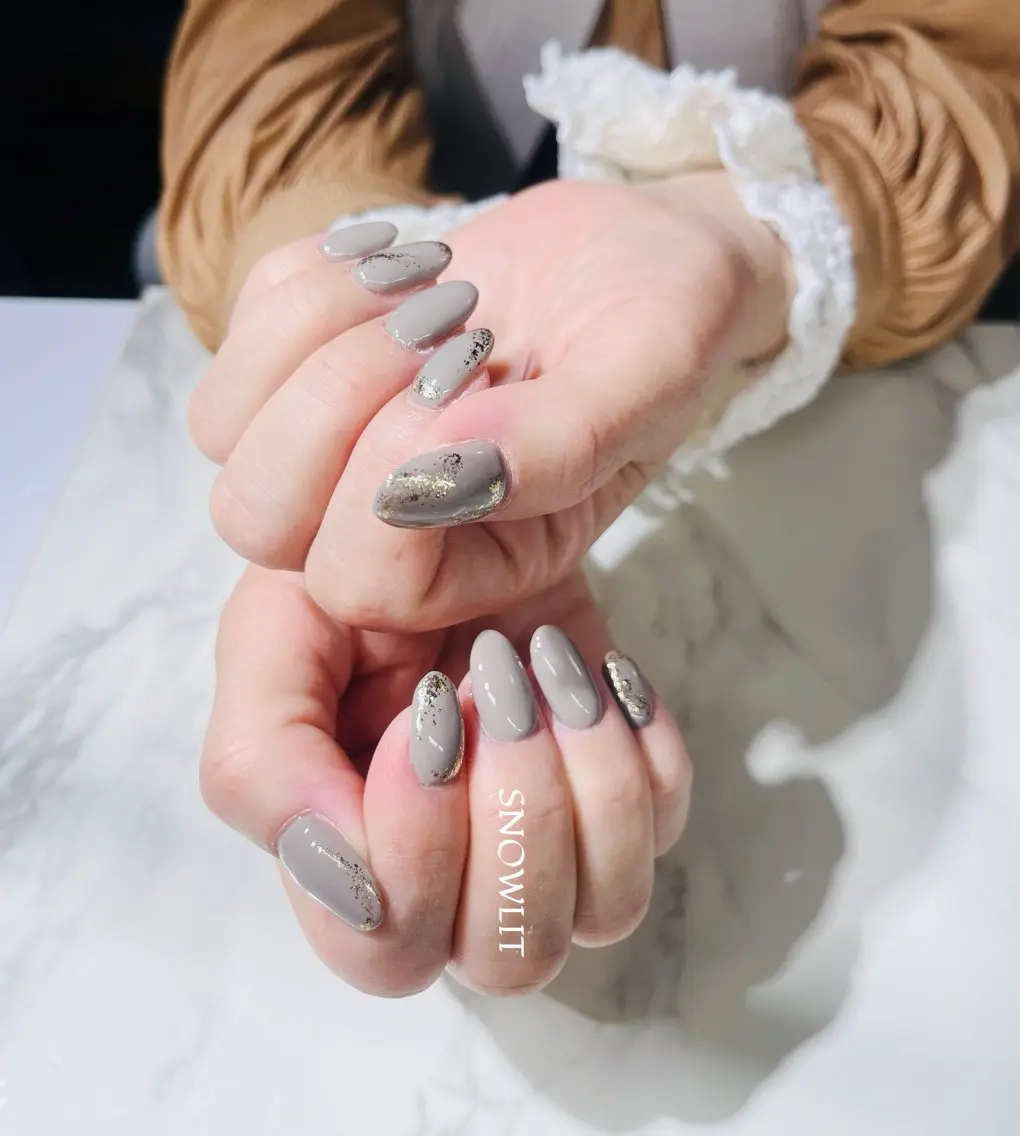 ネイル ハンドネイル ハンドケア SNOW LITのネイルデザイン
