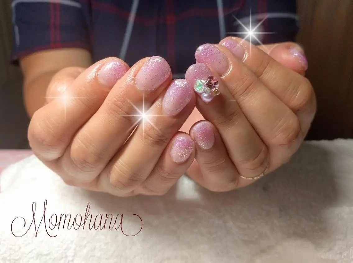 ネイル グラデーション ラメ(グリッター) ラメグラデーション momohana  のネイルデザイン