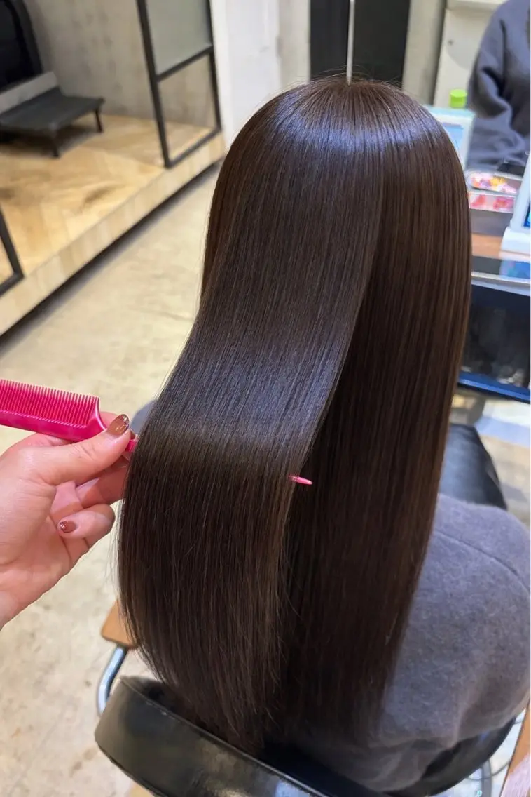 ミディアム カラー ブラウンカラー カット ヘアカラー トリートメント 🫧MOMO おおたかの森🎀のヘアスタイル