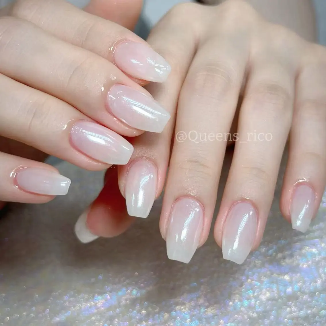 ネイル ミラーネイル ハンドネイル Queens マオのネイルデザイン