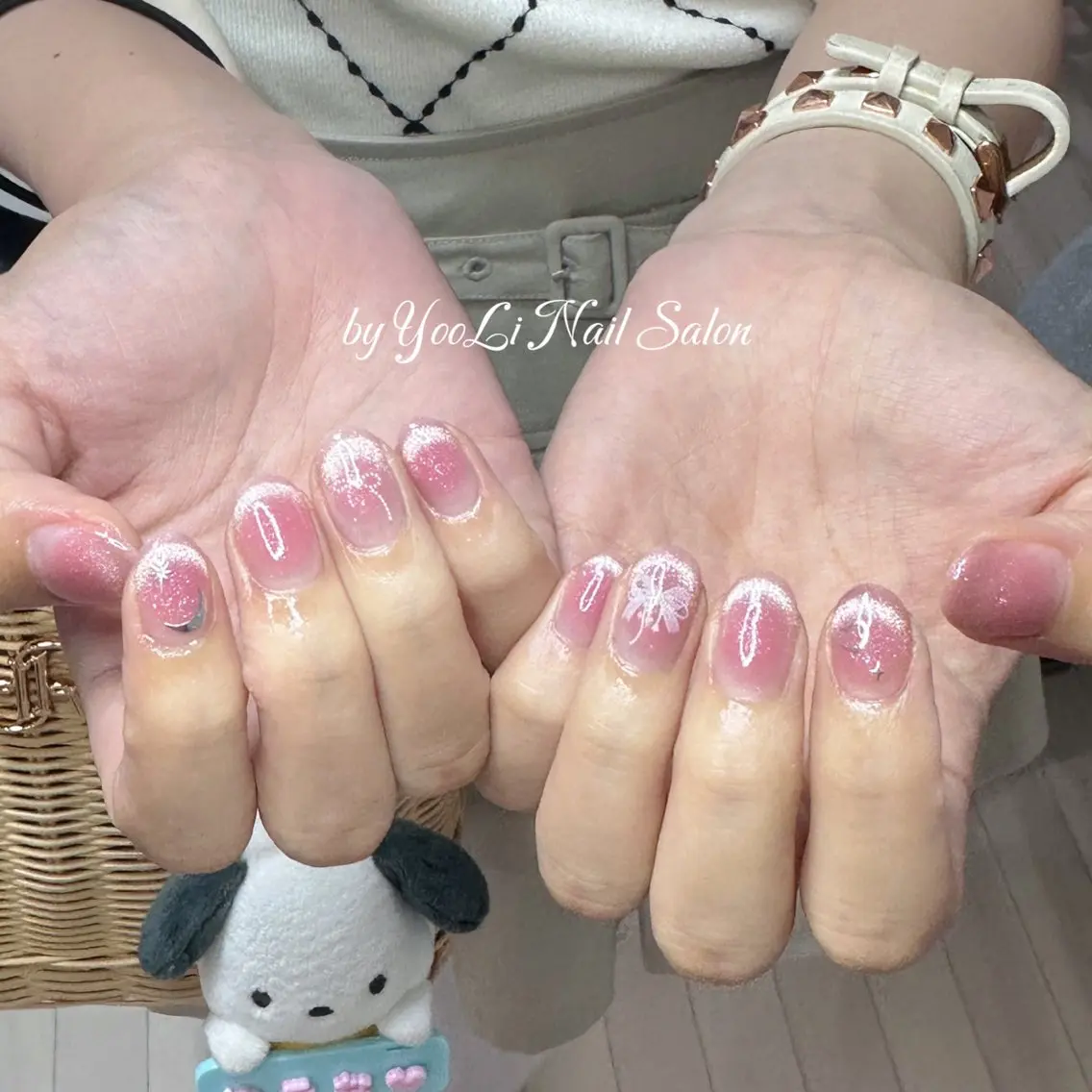 ネイル アートネイル オーロラネイル チークネイル フレンチネイル ガラスフレンチ 🎀YooLi Nail salonのネイルデザイン