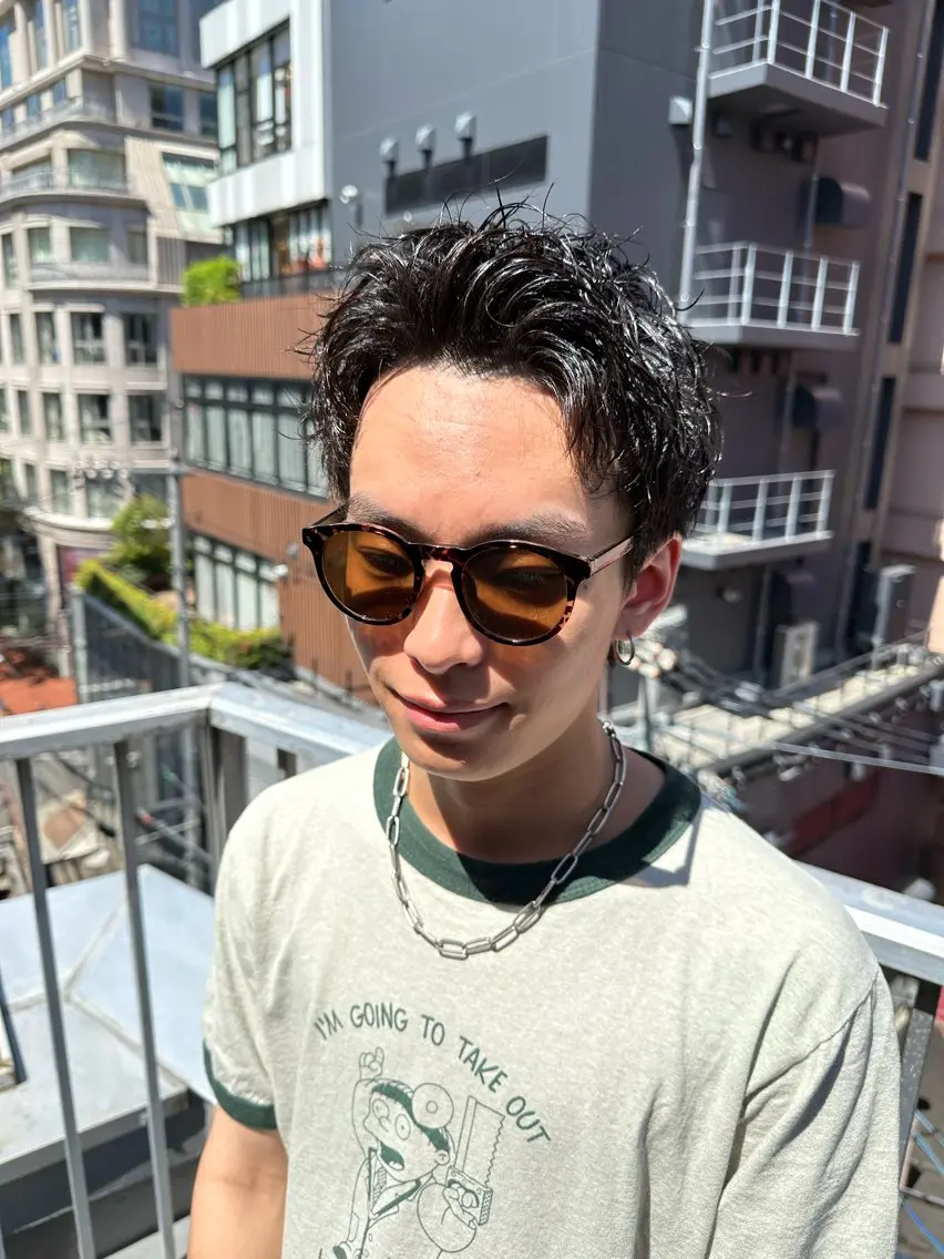 パーマ メンズ アップバング マッシュ メンズパーマ メンズツイストパーマ ツイストスパイラルパーマ 梅田中崎町メンズ 美容師ユースケのヘアスタイル