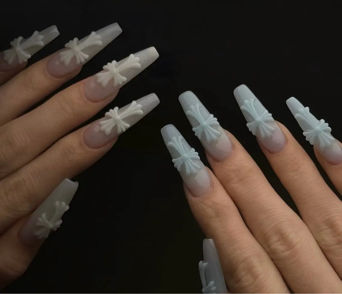 ネイル ハンドネイル Venus nail チップ長さだし専門店のネイルデザイン