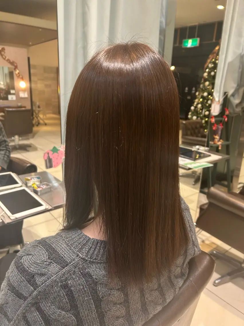 セミロング カラー ベージュカラー 透明感カラー 落合 千夏のヘアスタイル