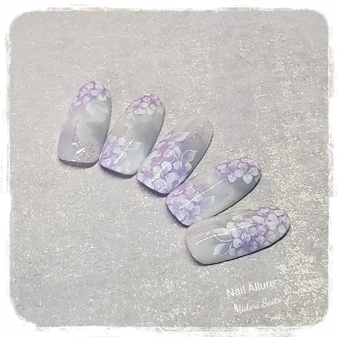 ミディアム ハンドネイル Nail Allureのネイルデザイン