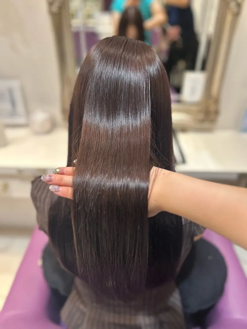 ロング カラー ヘアカラー トリートメント 藤井 菜々のヘアスタイル