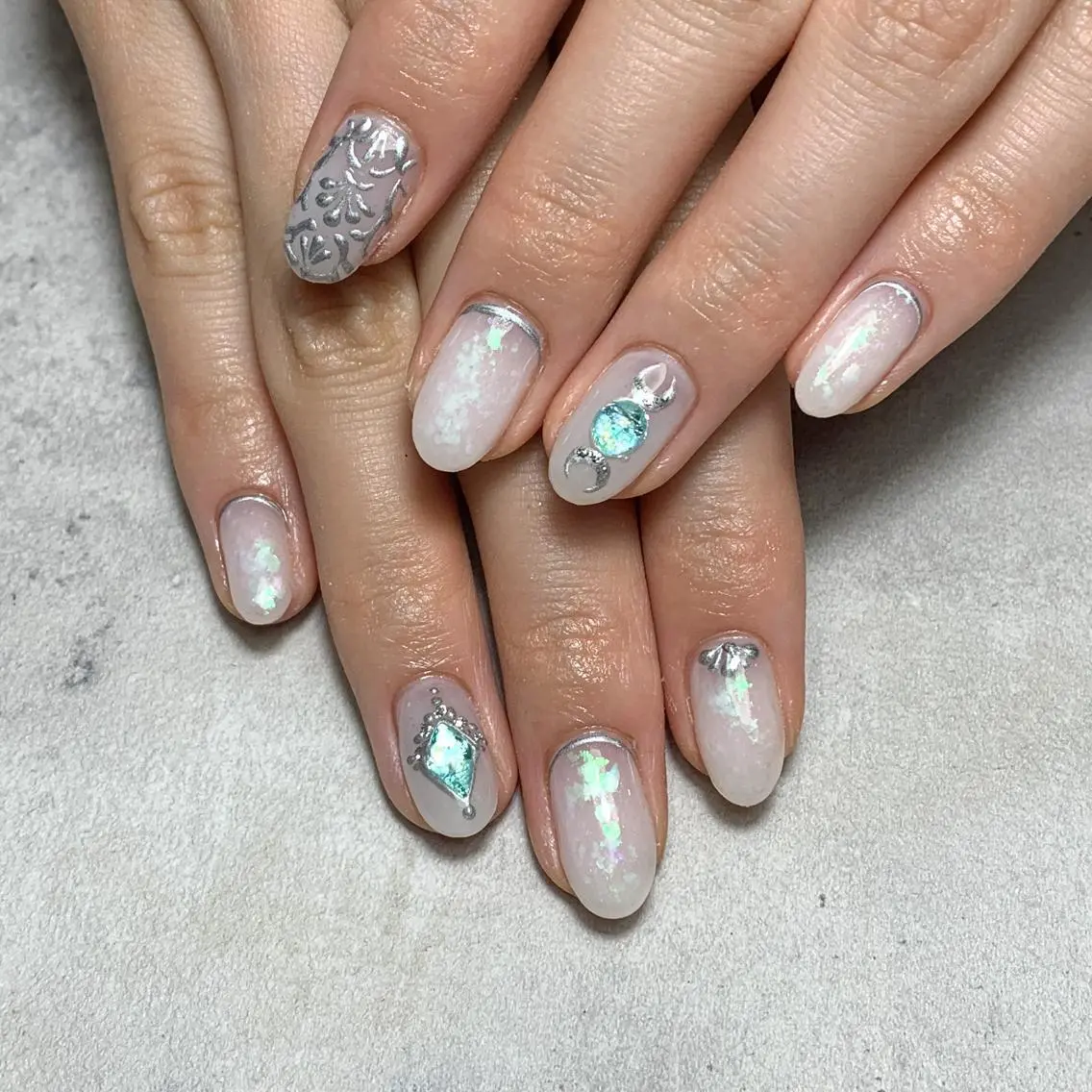 ネイル ハンドネイル FIORITURA aiのネイルデザイン