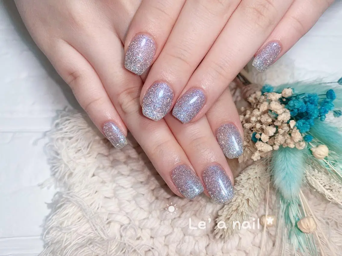 ショート カラー ネイル Le’a NailSalonのネイルデザイン