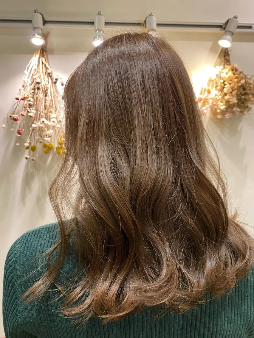 🦋フルカラー+前髪カット🦋の写真