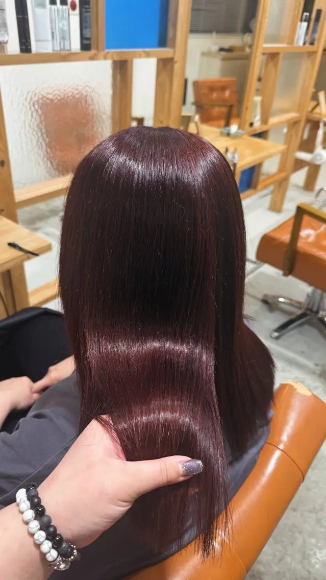 カラー Gigi Ichiruのヘアスタイル