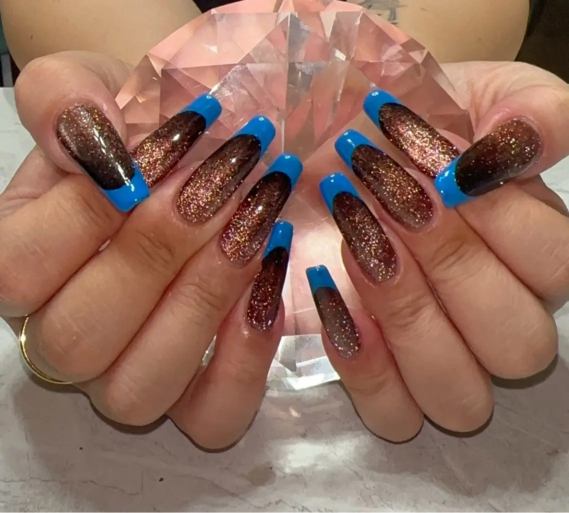 ネイル ブラウン フラッシュネイル フラッシュマグ フレンチネイル グラデーション ハンドネイル with nail.のネイルデザイン