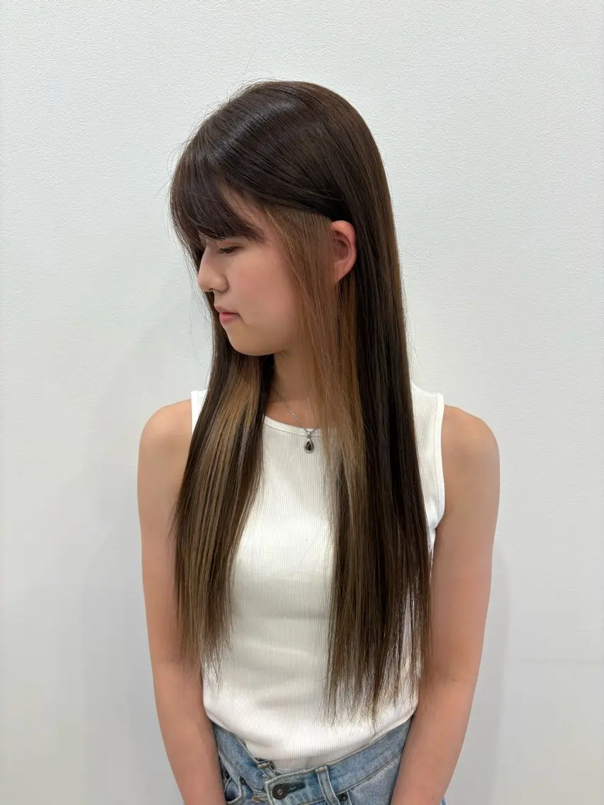 カラー ベージュカラー インナーカラー 村瀬 遼のヘアスタイル