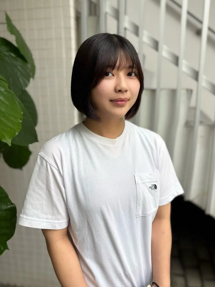 ミディアム ボブ 堂脇 瑚白のヘアスタイル