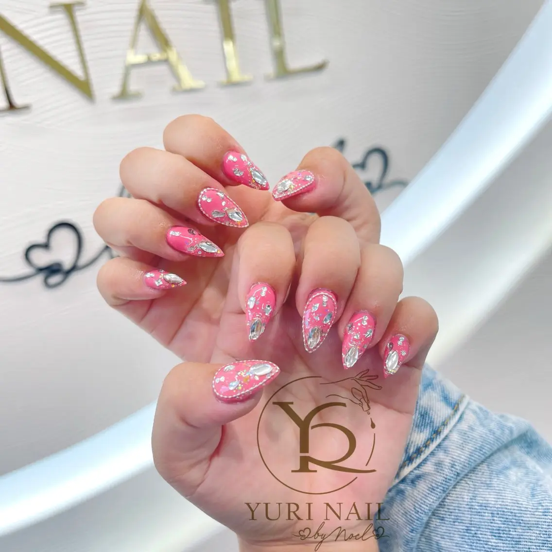 ネイル チークネイル フットネイル フレンチネイル グラデーション キラキラネイル ハンドネイル フットネイル ハンドケア YURI Nail Funabashiのネイルデザイン