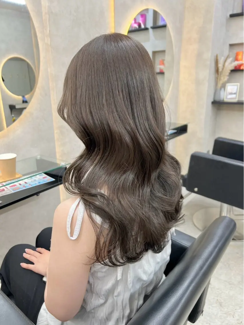 ロング カラー ブリーチ ダブルカラー カット ヘアカラー トリートメント ヘッドスパ ケアブリーチ🌺 透明感🪽‪とわのヘアスタイル