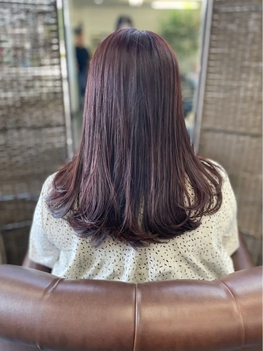 ロング カラー ブラウンカラー ピンクカラー ピンクブラウン レイヤーカット ロング カット ヘアカラー トリートメント 沢田 瞳のヘアスタイル