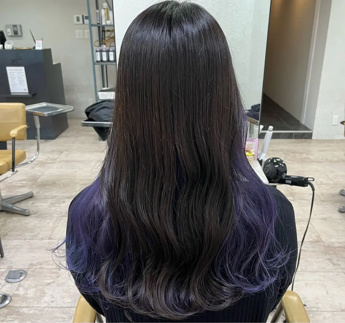 カラー ブルーカラー ブルーラベンダー イヤリングカラー ラベンダーカラー カット ヘアカラー トリートメント 💙 Tomoka💜のヘアスタイル