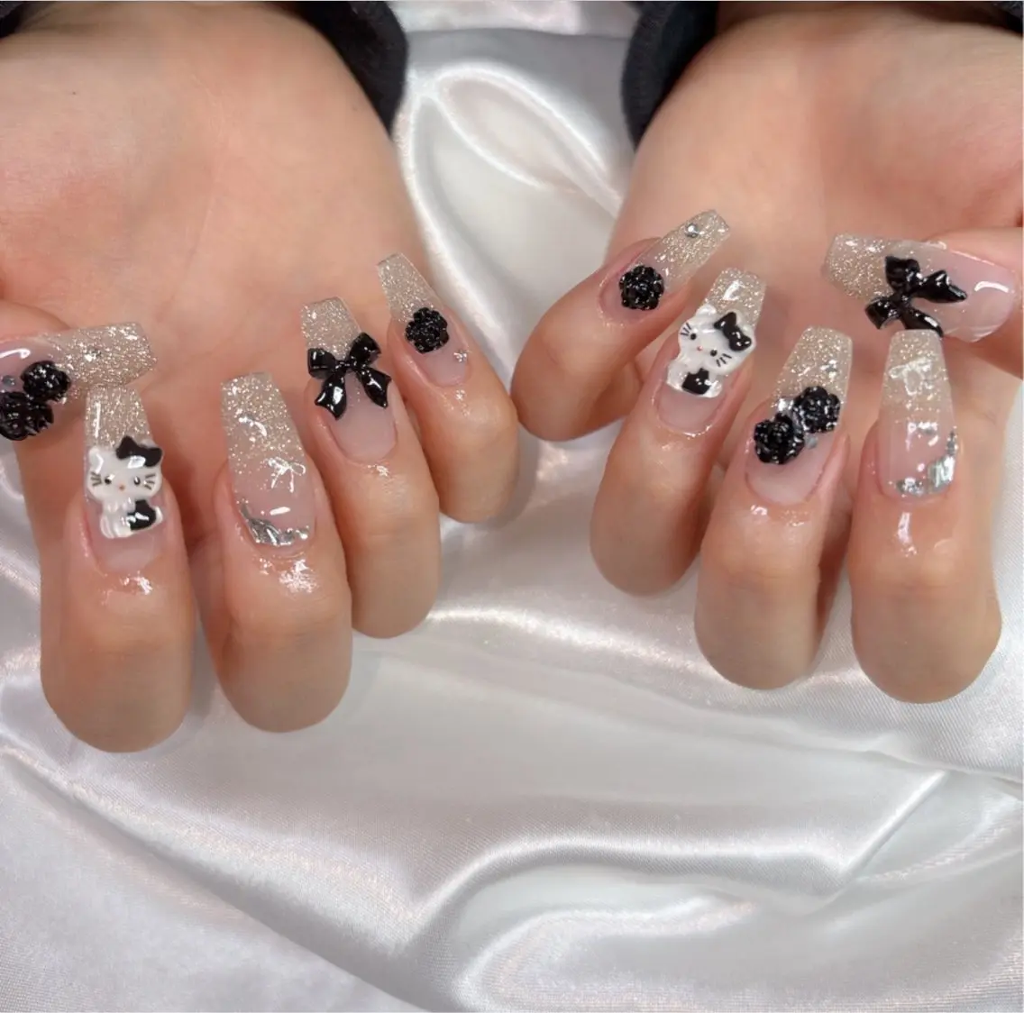 ネイル HIN NAILのネイルデザイン