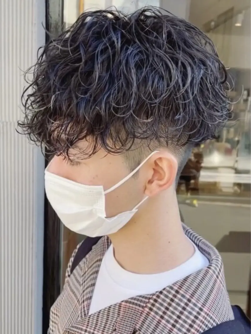 パーマ メンズ パーマ 中谷海里/フェザー パーマ/スパイキーのヘアスタイル