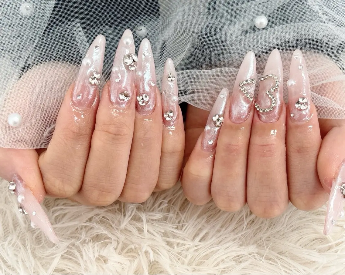 ネイル オーロラネイル 成人式 持ち込み ハンドネイル nail salon はるりのネイルデザイン