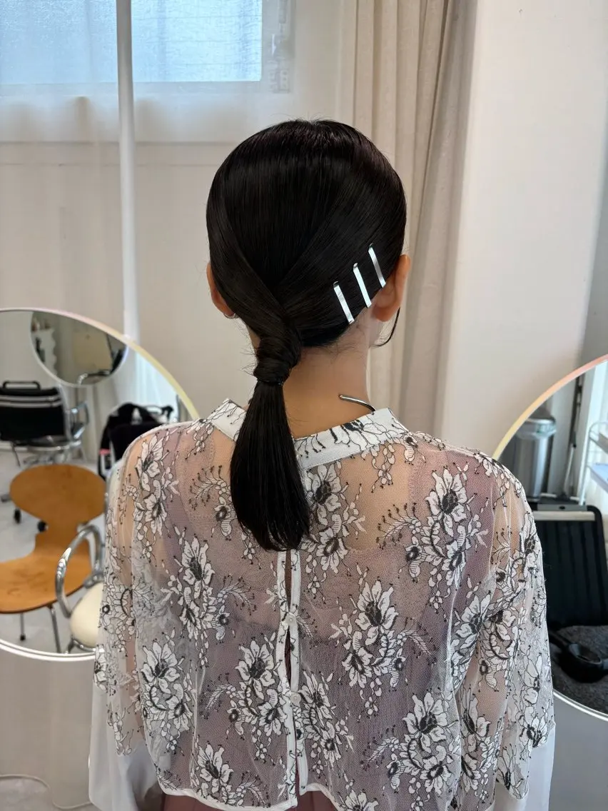 ヘアアレンジ 結婚式・ブライダル ヘアセット レイヤーカット🎀 kanaのヘアスタイル