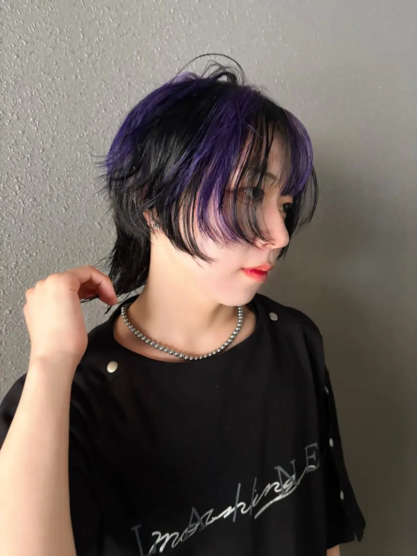 カラー メンズ メンズブリーチ メンズハイトーン メンズウルフカット ブリーチ ケアブリーチ カット ヘアカラー トリートメント jyui/原宿 ハイトーン/デザインのヘアスタイル