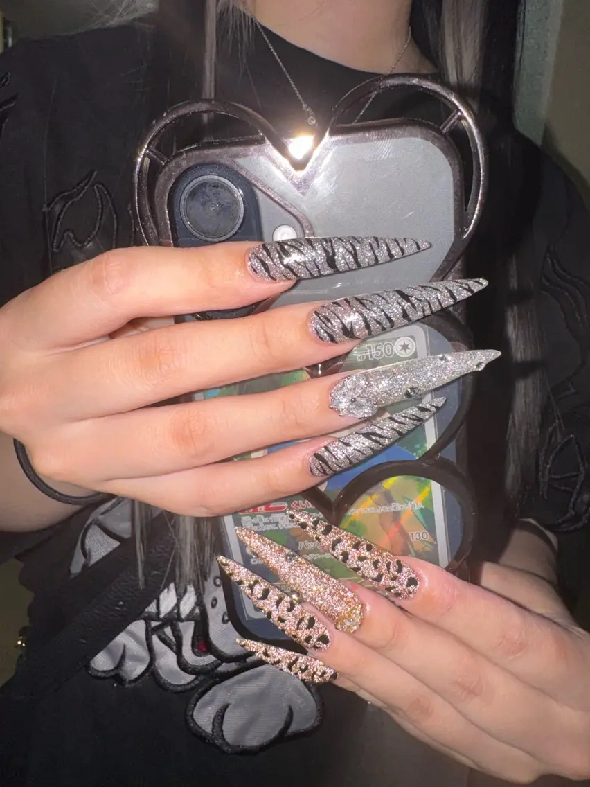 ネイル lucky nail 歌舞伎町のネイルデザイン