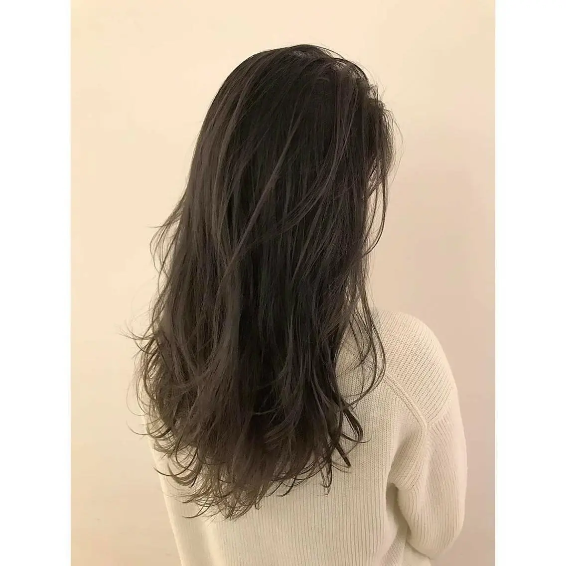 ミディアム ハイトーンブリーチ 土坂 由志【京都】のヘアスタイル