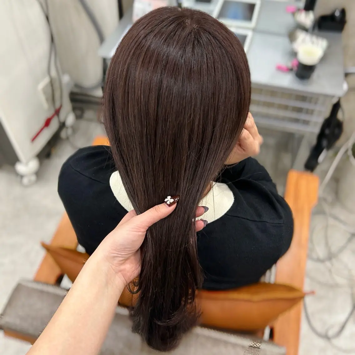 ロング ラベンダーベージュ カット ヘアカラー トリートメント MIDORI🎀 透明感/ベージュのヘアスタイル