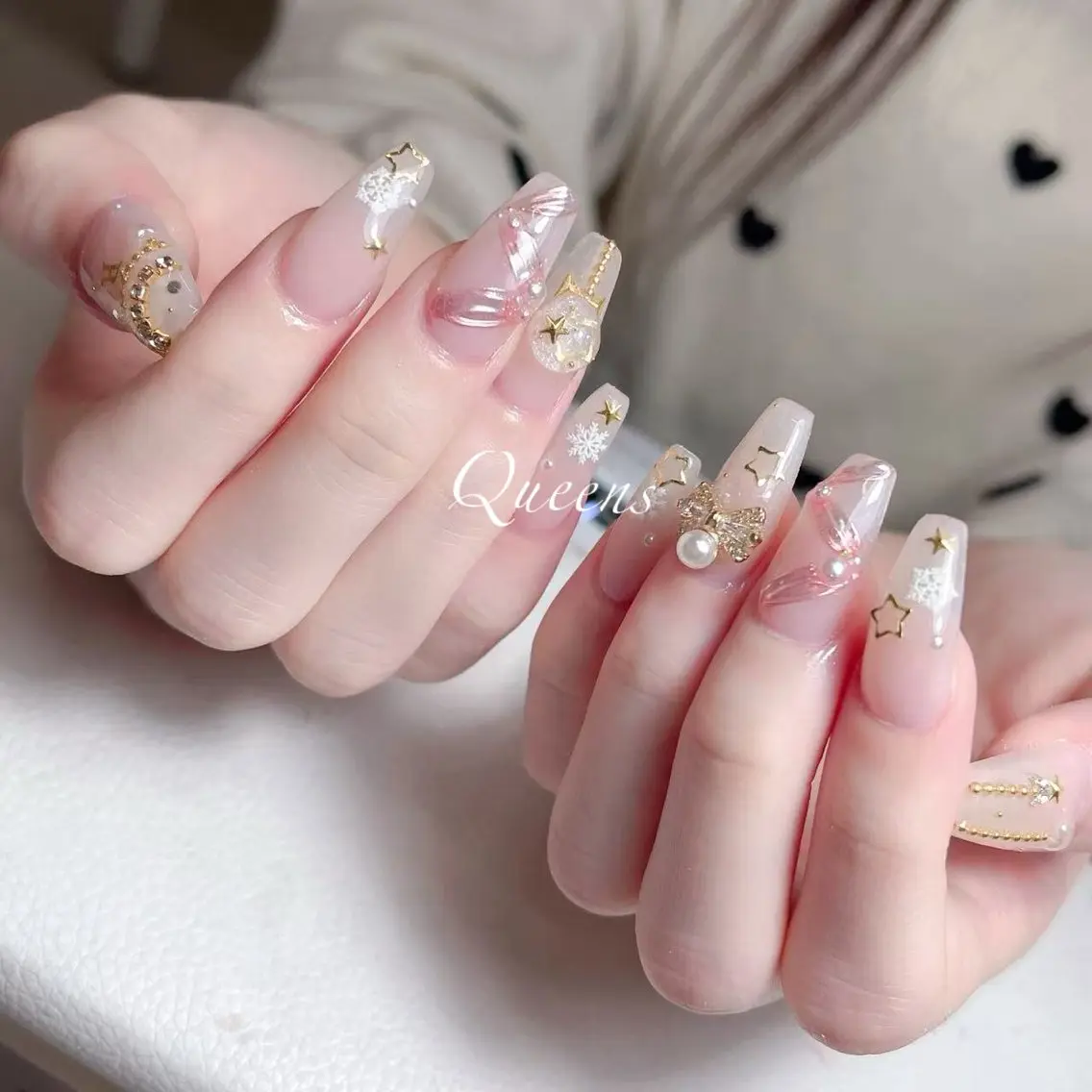 ネイル ハンドネイル Queens ひなのネイルデザイン