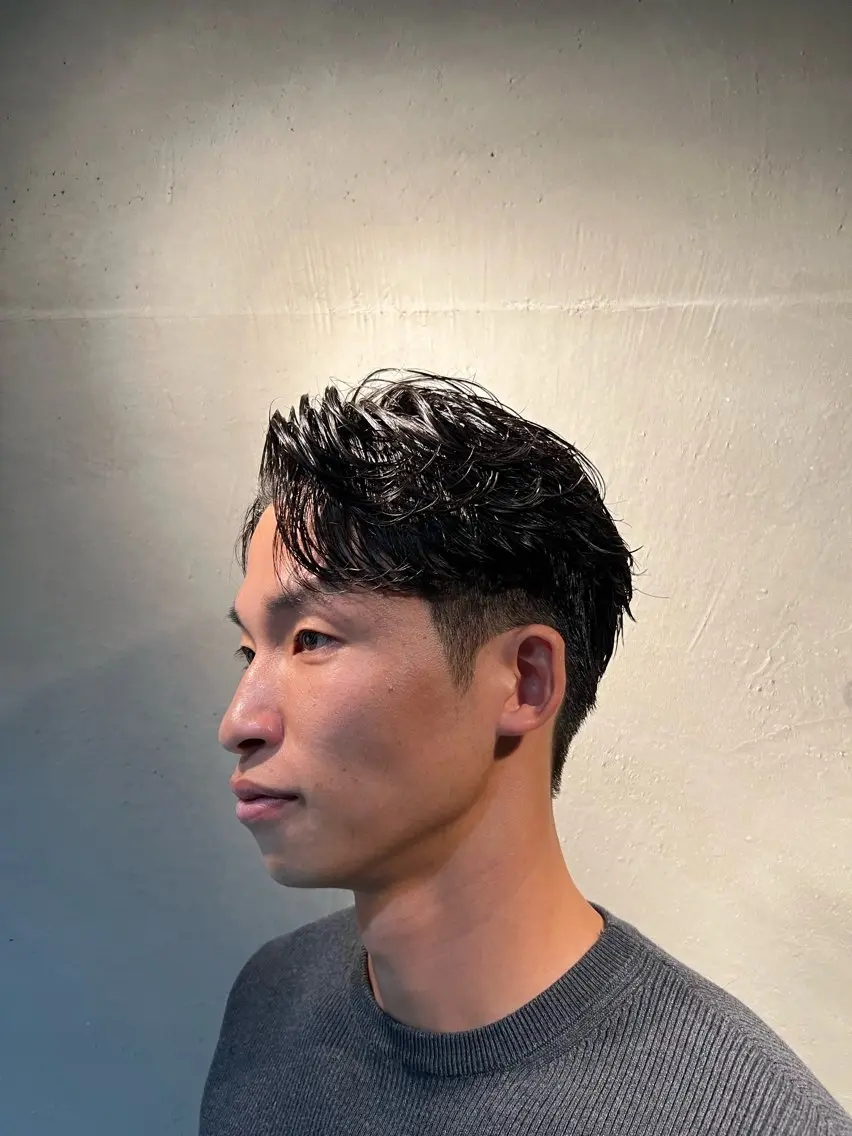 ショート パーマ メンズ メンズパーマ 刈り上げ かきあげバング 💥メンズパーマ /表参道/モント💥のヘアスタイル