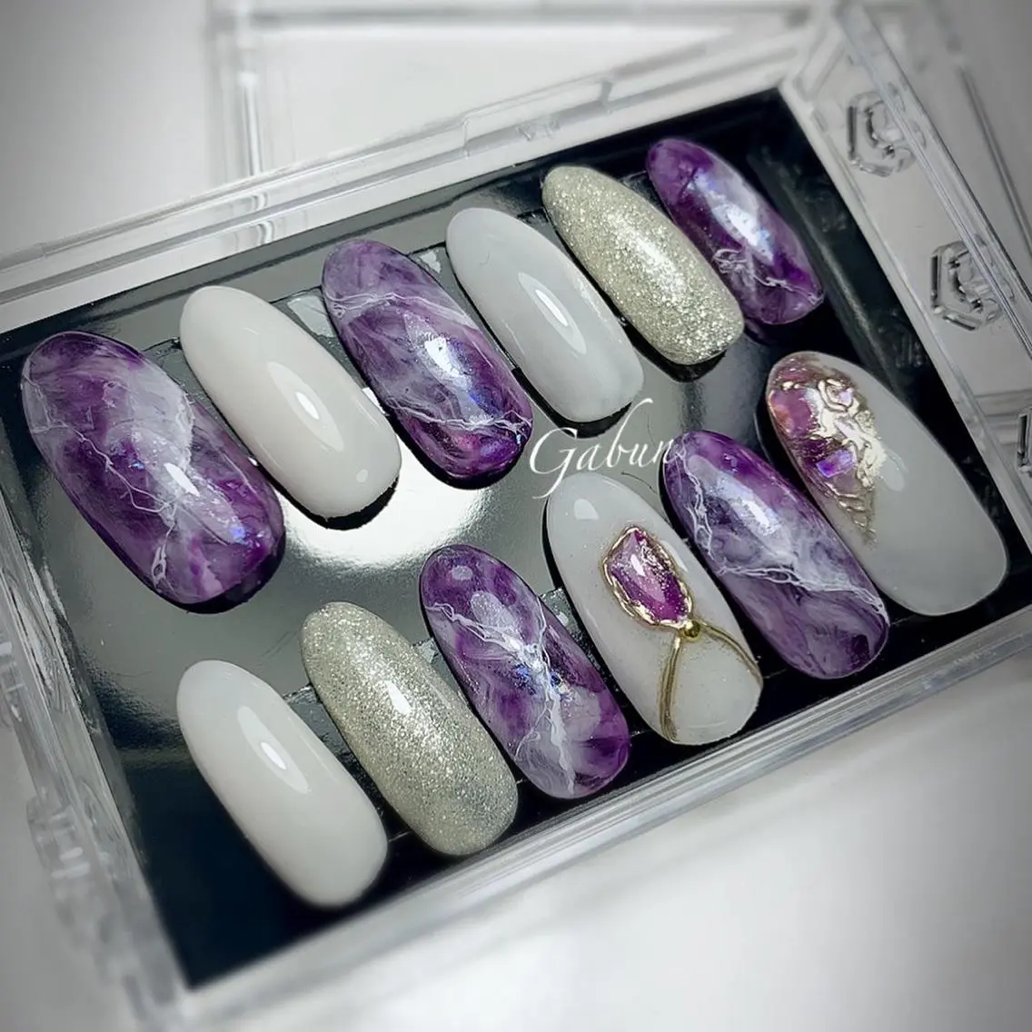 ネイル ニュアンスネイル LOTUS ネイルサロンのネイルデザイン