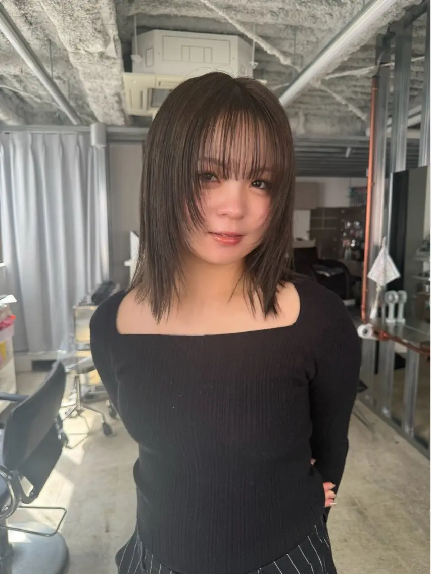 ミディアム ヘアカラー トリートメント ブリーチ🩸 レイヤー🪬yumeのヘアスタイル