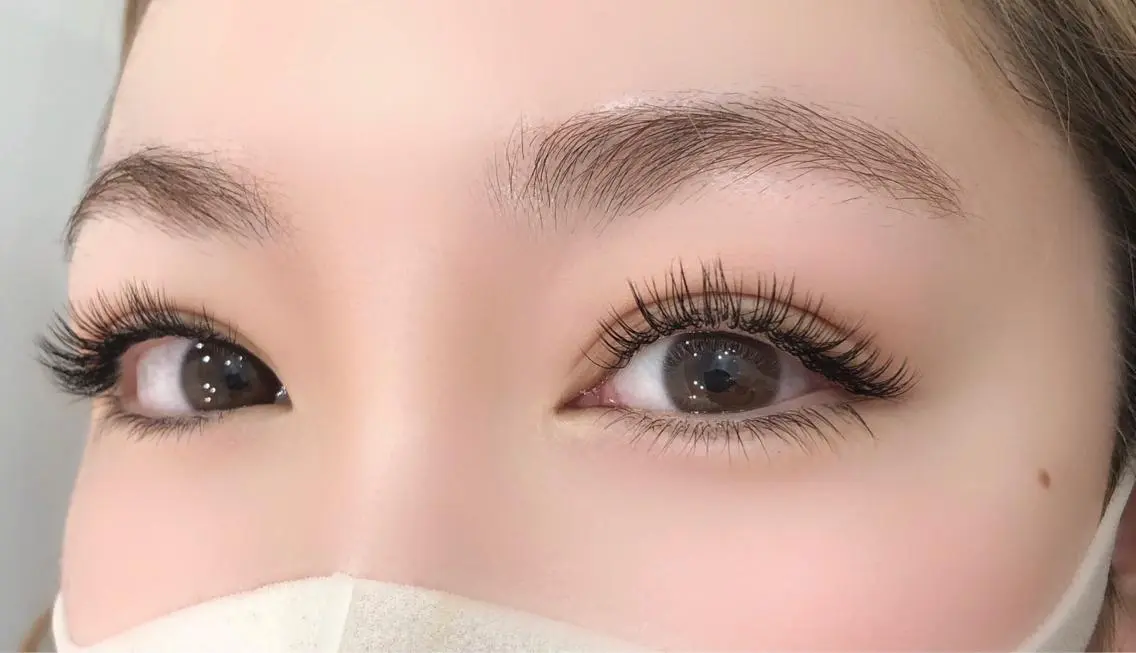 ネイル ハンドネイル フットネイル ハンドケア Nail&eye Belire 新宿のネイルデザイン