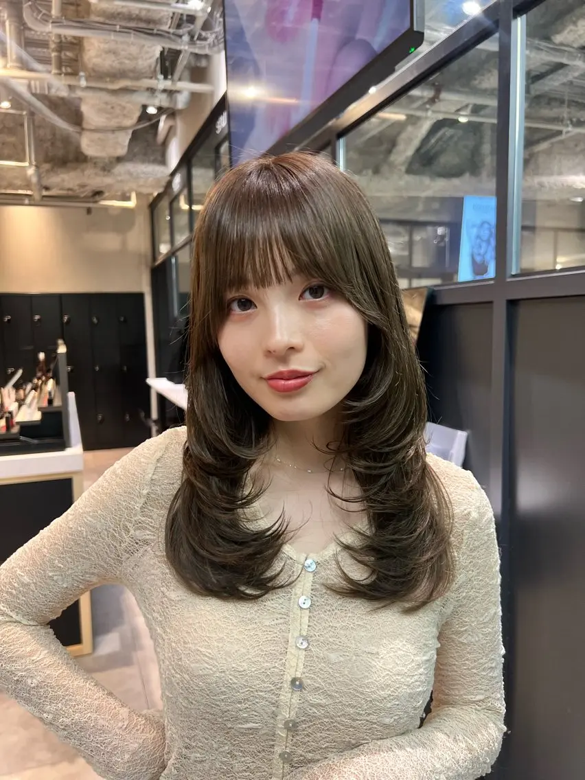 セミロング ボブ レイヤーカット レイヤーカット特化 シオンのヘアスタイル