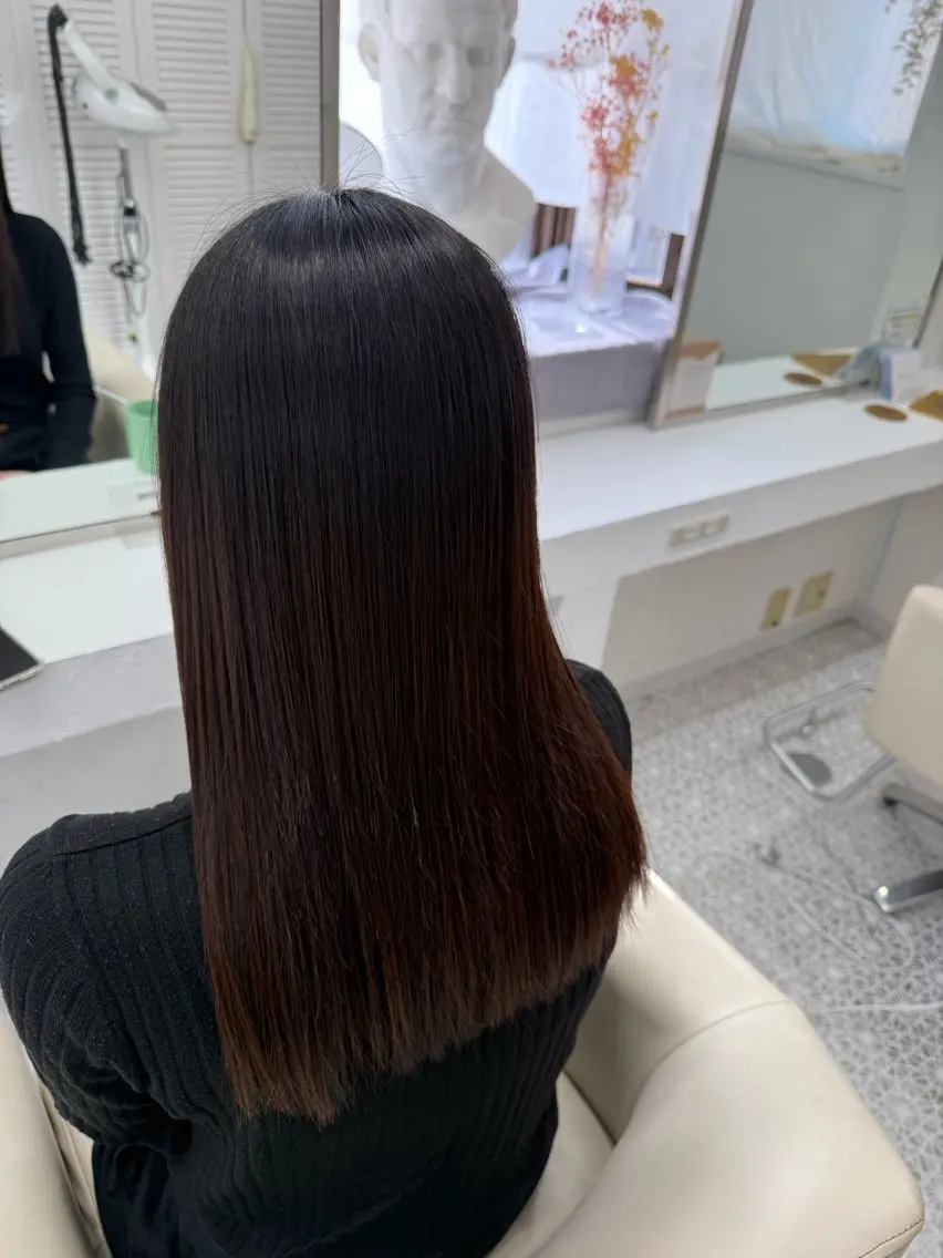 ロング トリートメント LOMARLIE/ NATUMIのヘアスタイル
