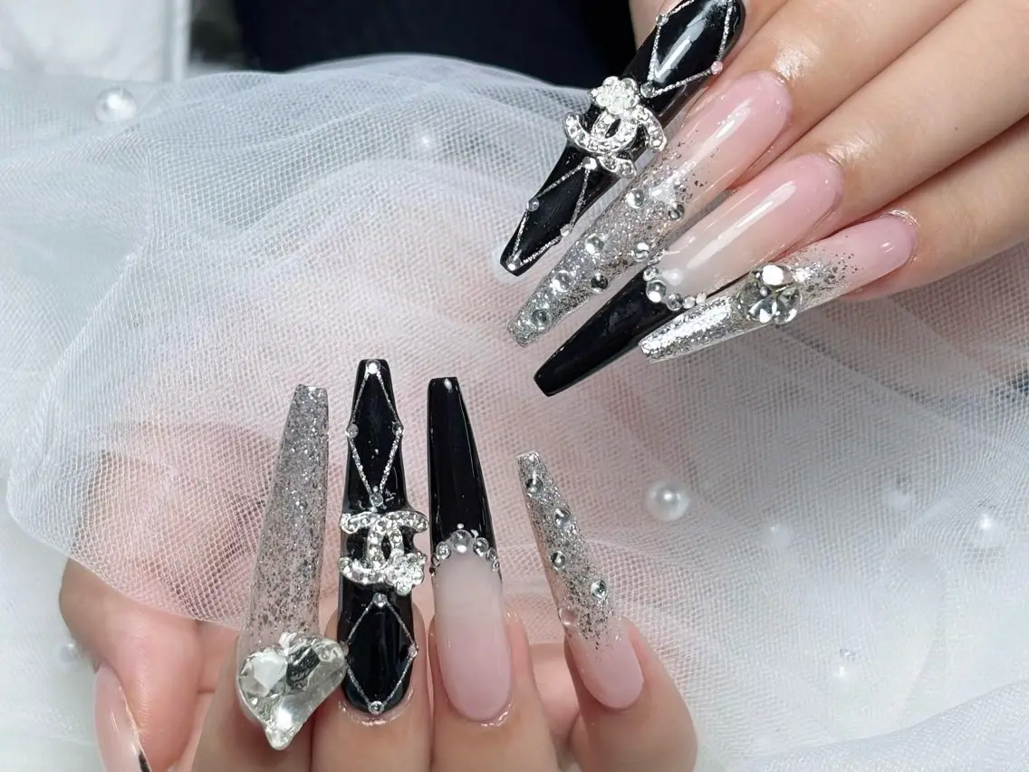 ネイル フレンチネイル ジェルネイル 韓国ネイル マグネットネイル ニュアンスネイル ハンドネイル Sully Nail Labのネイルデザイン