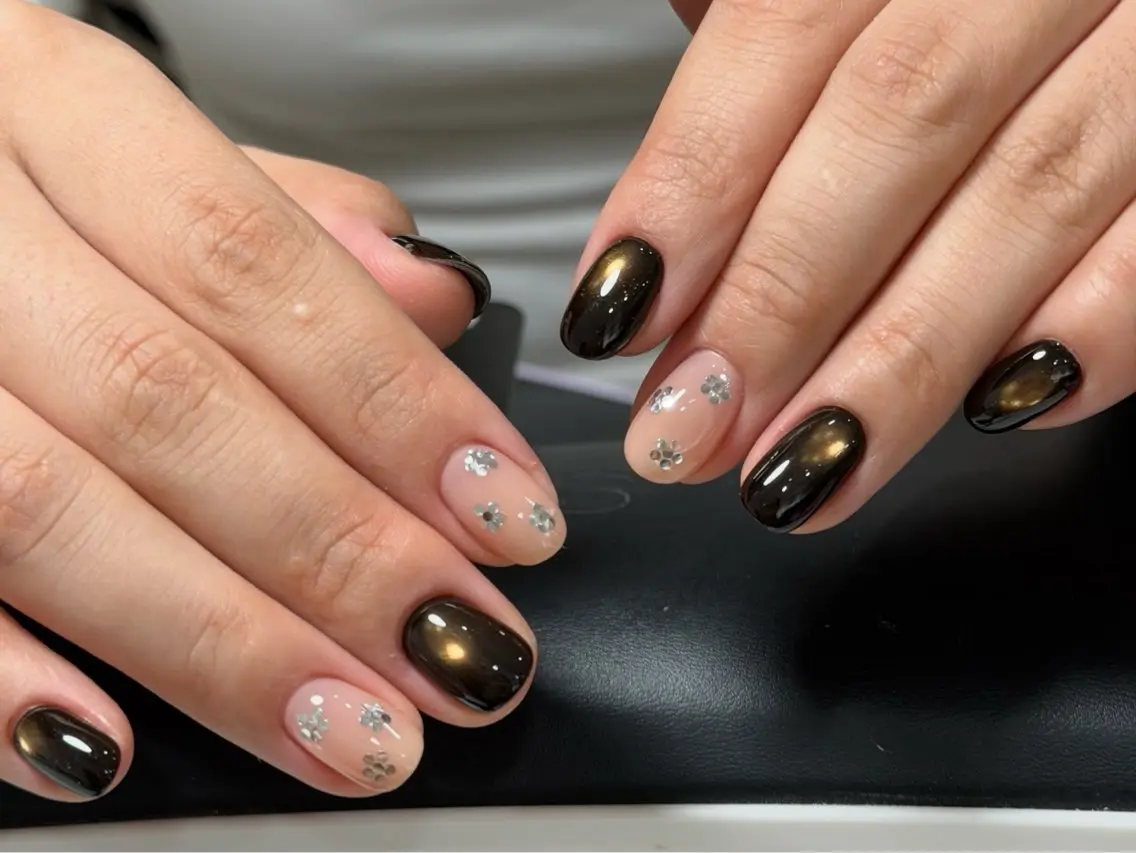 ネイル フットネイル フレンチネイル グラデーション 氷ネイル・うるうるネイル 韓国ネイル ハンドネイル Mixx Nail_ Studioのネイルデザイン