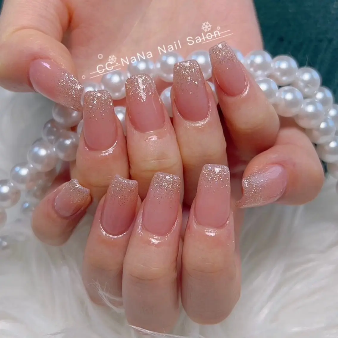 ネイル チークネイル フラッシュネイル ハート キラキラネイル 韓国ネイル ハンドネイル 💎CC・NaNa 韓国風ネイル🌙Cのネイルデザイン