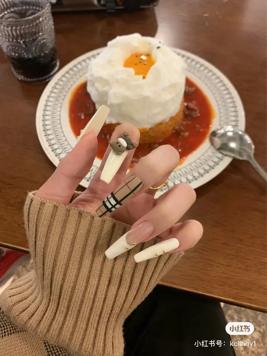 ネイル ハンドネイル 大久保YISnail スカルプ専門店のネイルデザイン
