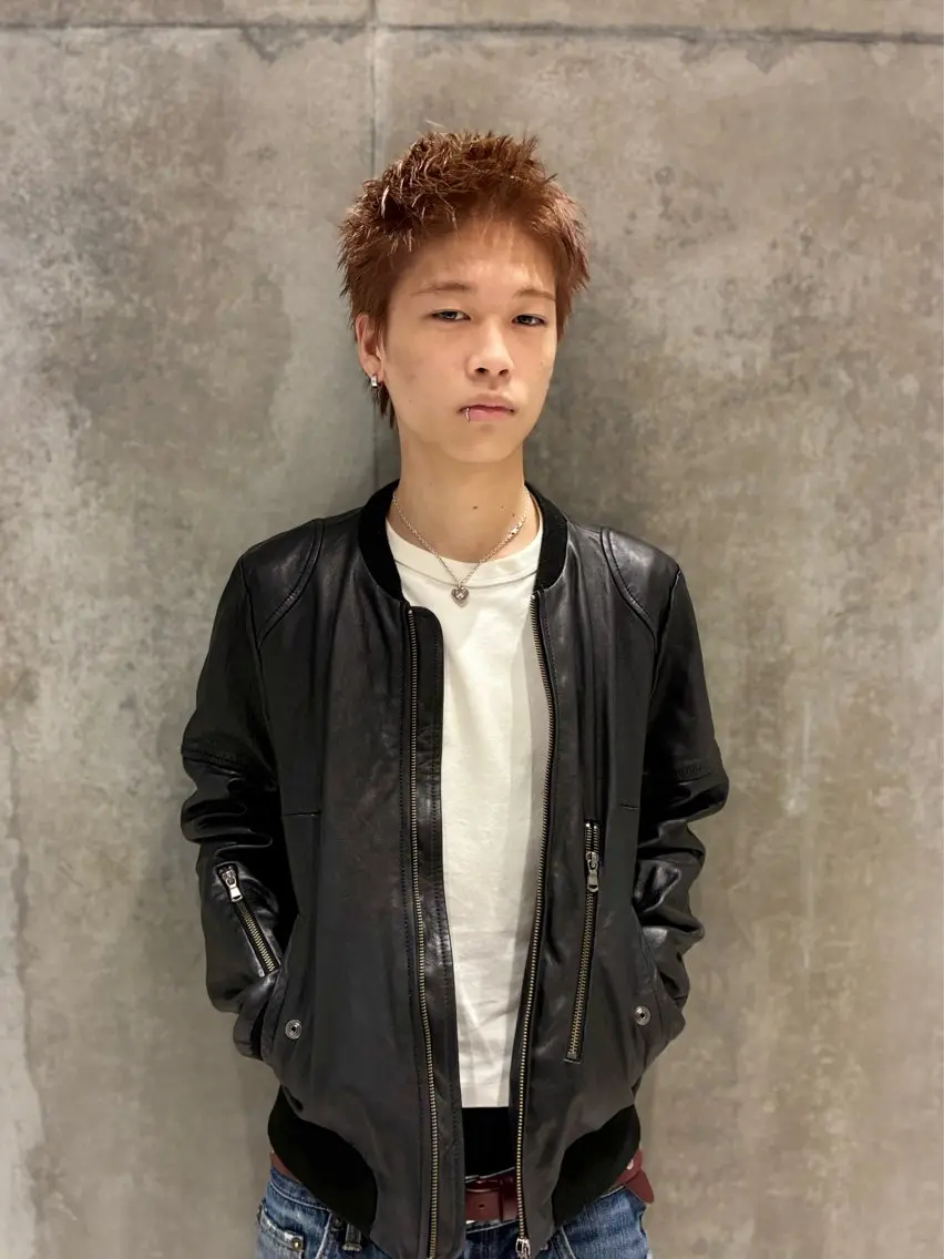 ショート カラー カット ヘアカラー トリートメント 篠江 廉のヘアスタイル