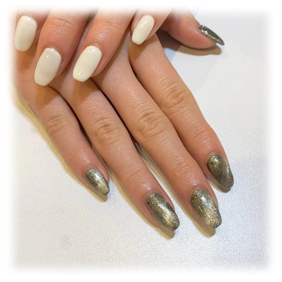 ネイル ゴールド ラメ(グリッター) マグネットネイル ui nailのネイルデザイン