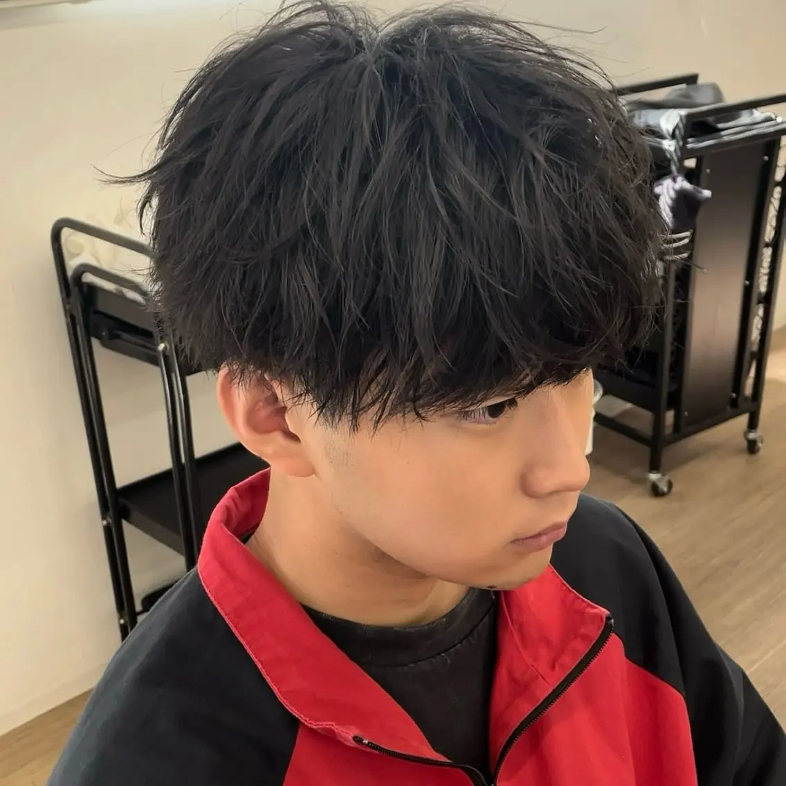 ショート ハイライト 韓国風ヘア レイヤーカット ショートヘア 縮毛矯正 カット 🫧 下島友弥 【メンズ特化美容師】のヘアスタイル