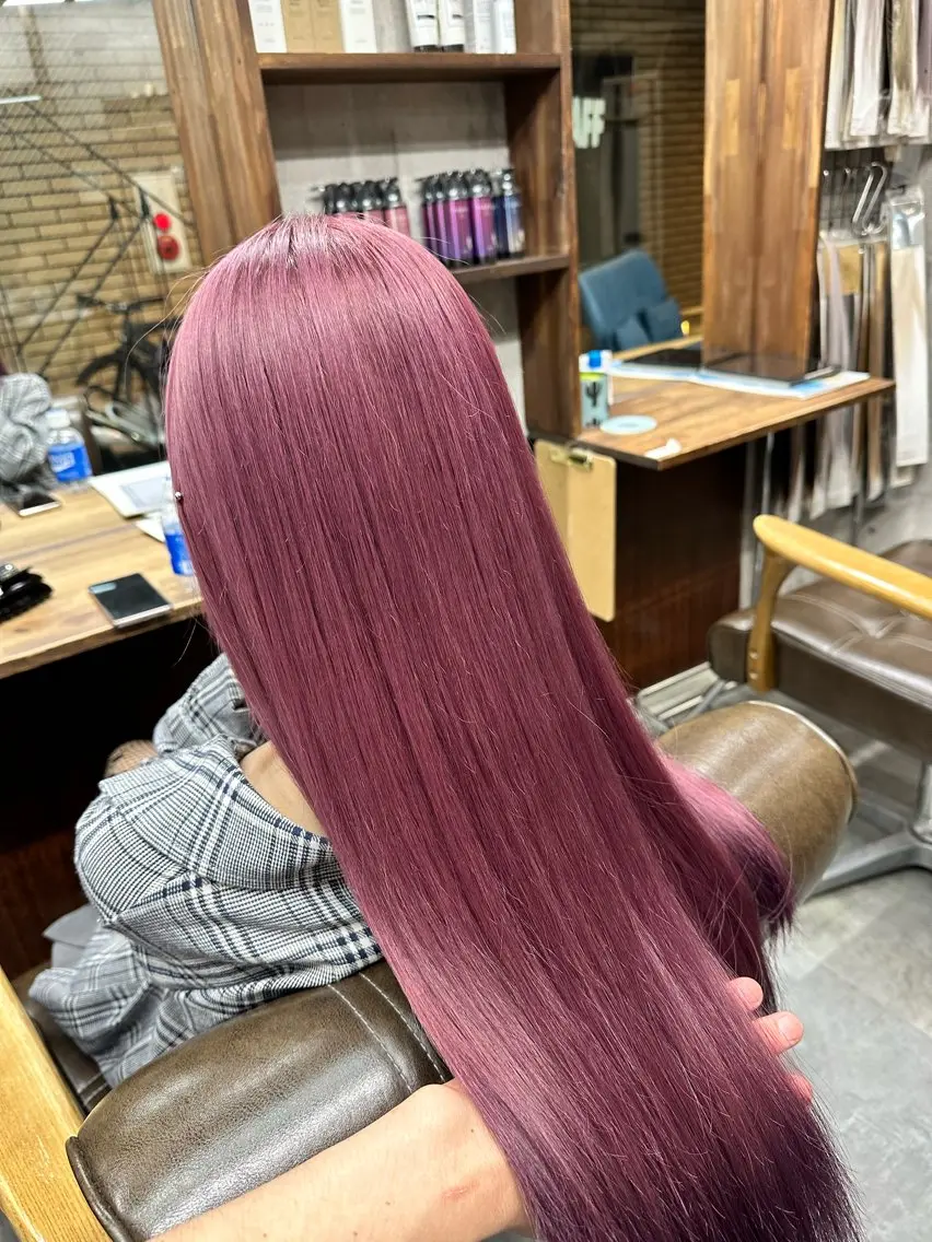 ロング カラー ブリーチ ピンクカラー ヘアカラー トリートメント 難波ブリーチカラー 伊藤洋輝のヘアスタイル