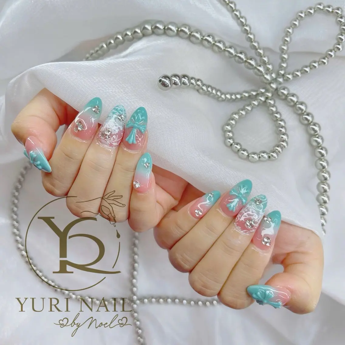 ネイル ハンドネイル フットネイル ハンドケア YURI Nail NARITAのネイルデザイン